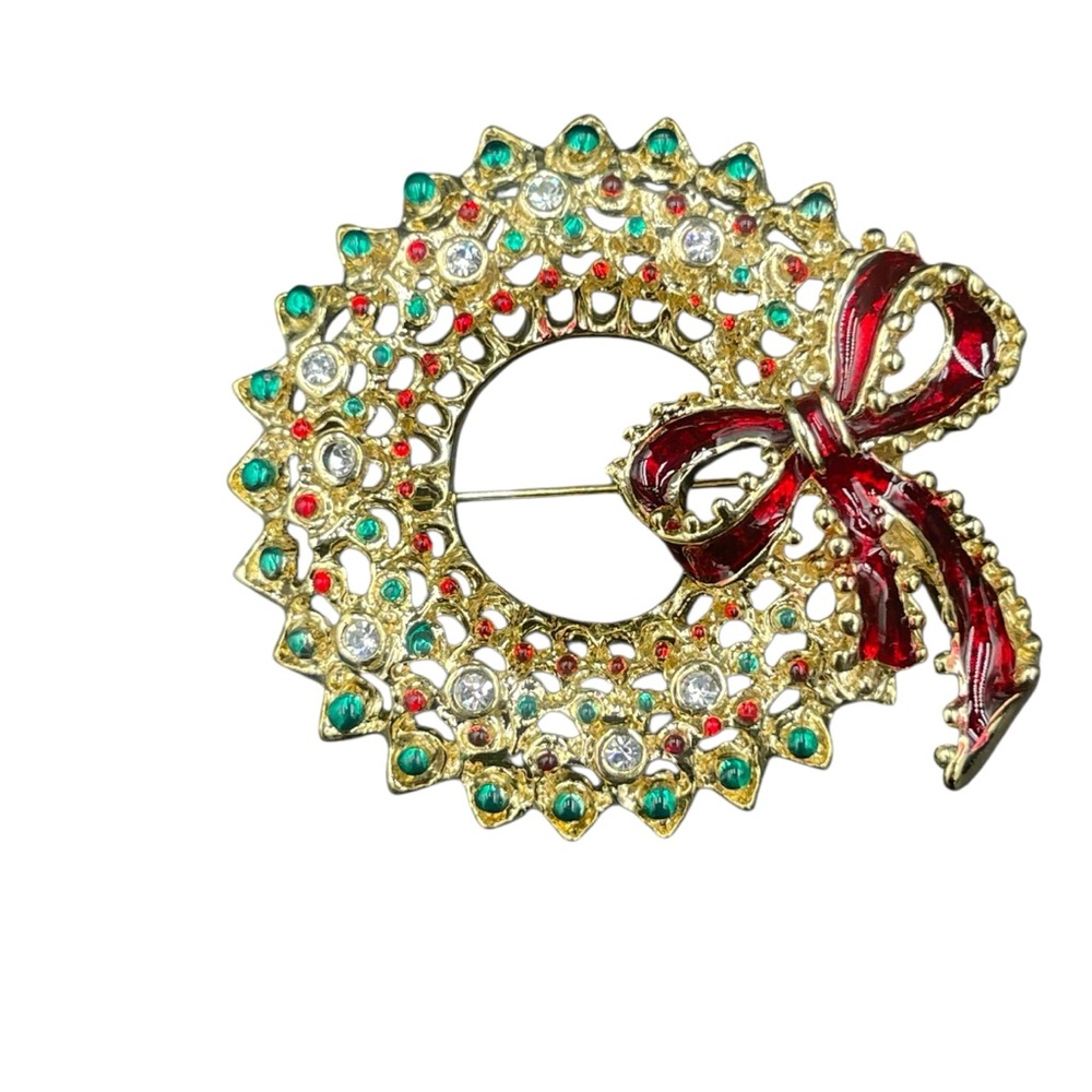 Festive Red Green Christmas Wreath Brooch Gold Tone Enamel Crystal